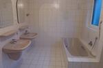 Erdgeschoßwohnung Poppenricht - 3 Zimmer, 94 m&sup2;, 740&euro; | Angebot:26568444