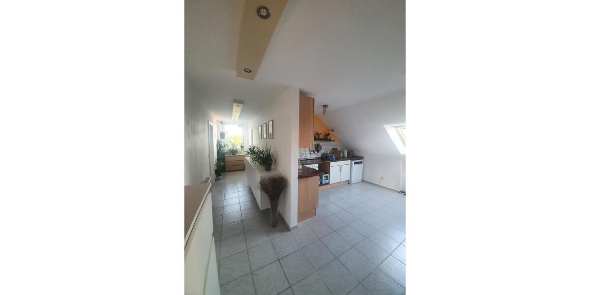 Dachgeschoßwohnung Werder (Havel) - 3 Zimmer, 80 m&sup2;, 770&euro; | Angebot:26631450