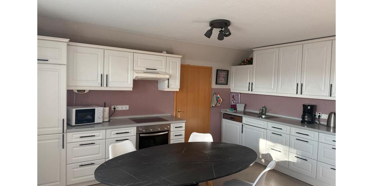 Dachgeschoßwohnung Wangen im Allgäu - 2 Zimmer, 72 m&sup2;, 1.100&euro; | Angebot:24456924