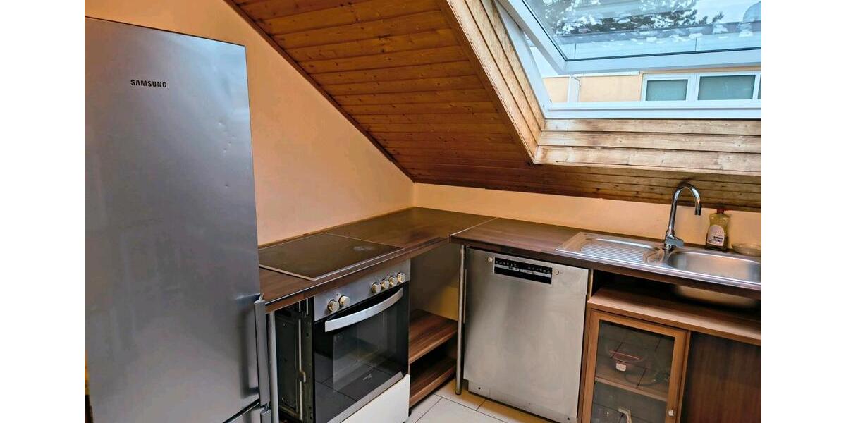 Dachgeschoßwohnung Olching - 1 Zimmer, 20 m&sup2;, 45&euro; | Angebot:24870760