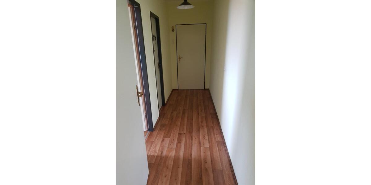 Etagenwohnung Großröhrsdorf - 3 Zimmer, 63 m&sup2;, 485&euro; | Angebot:24841468