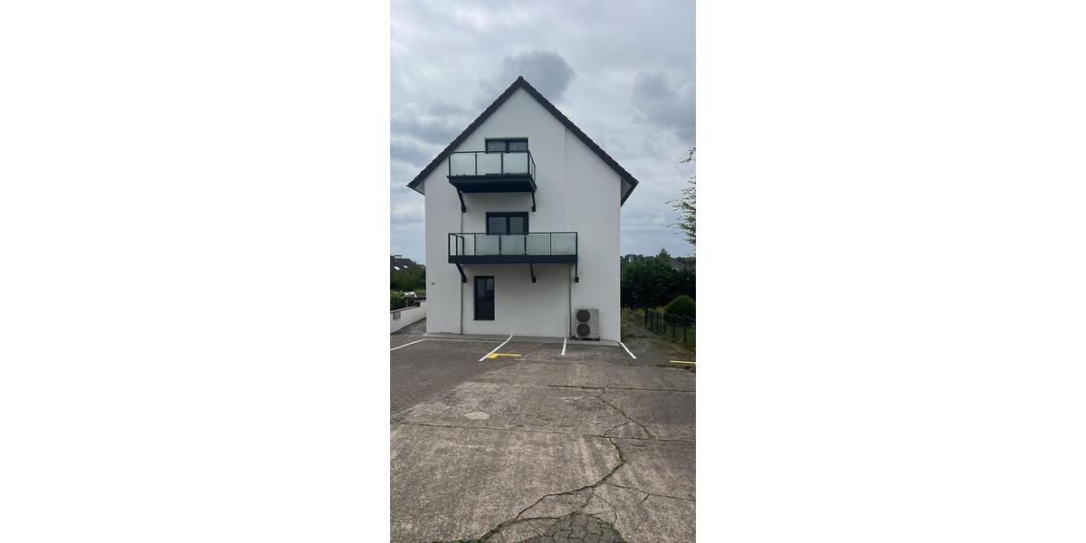 Erstbezug nach Sanierung 3 zimmer