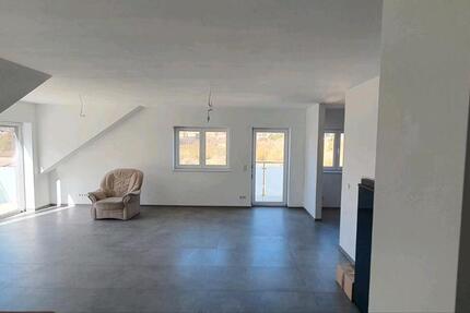 Wohnung Bad Kreuznach - 4 Zimmer, 120 m&sup2;, 1.650&euro; | Angebot:25923786