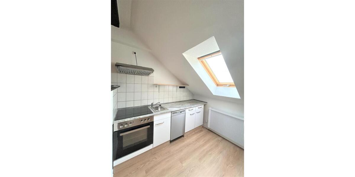 Dachgeschoßwohnung Riesa - 2 Zimmer, 59 m&sup2;, 360&euro; | Angebot:26167143