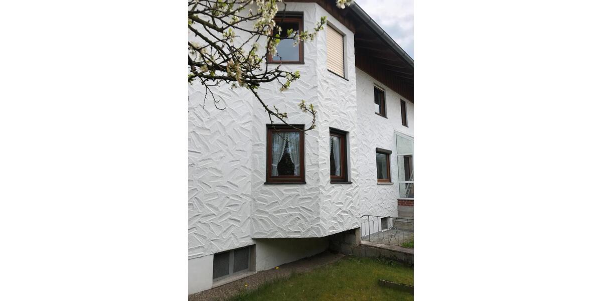 Etagenwohnung Roding - 4 Zimmer, 131 m&sup2;, 800&euro; | Angebot:26651974