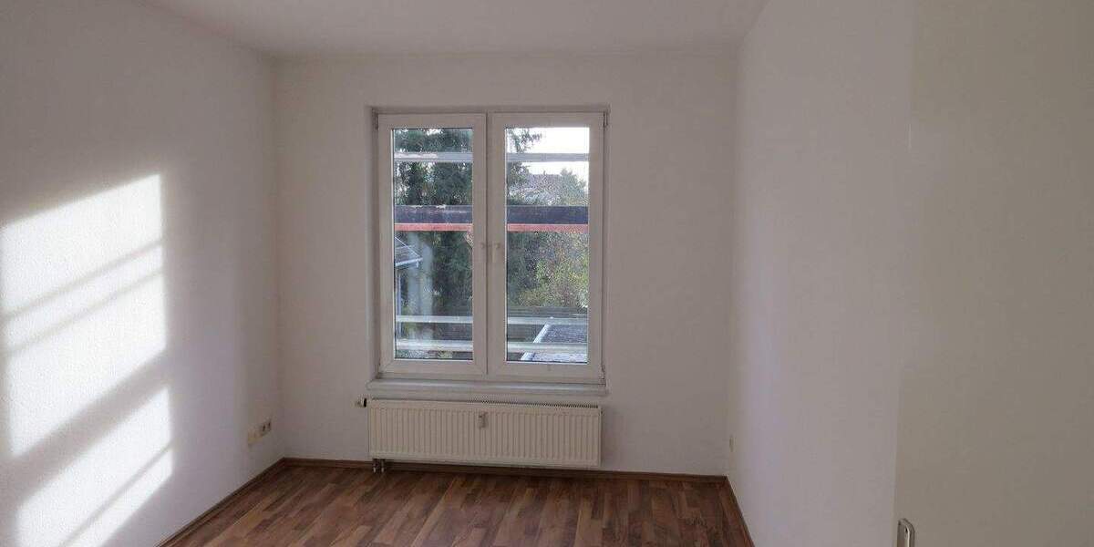 Etagenwohnung Falkensee - 3 Zimmer, 76 m&sup2;, 1.216&euro; | Angebot:25666871