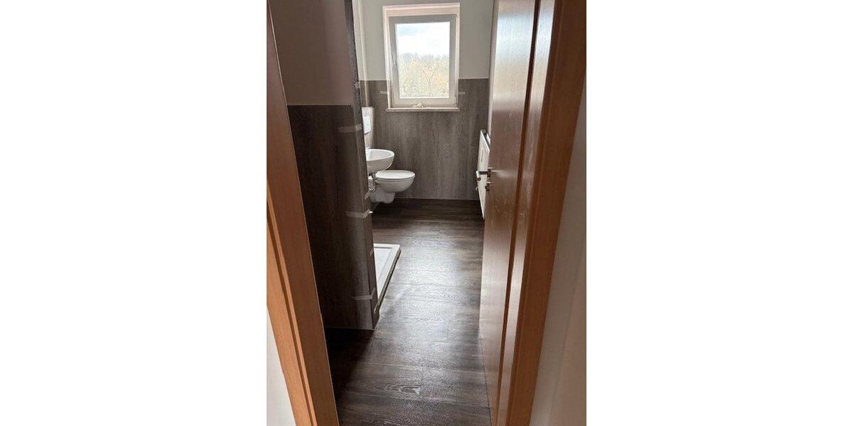 Etagenwohnung Haselbachtal - 4 Zimmer, 82 m&sup2;, 650&euro; | Angebot:26008276