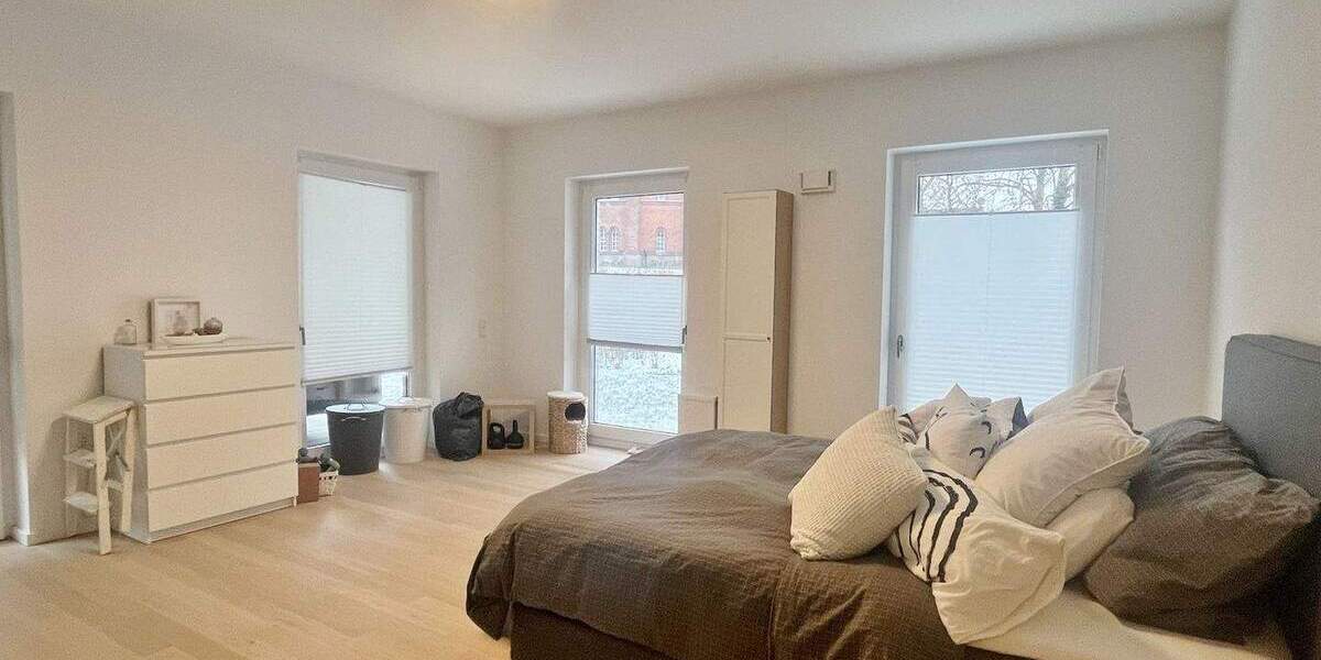 Etagenwohnung Lübeck St. Jürgen - 3 Zimmer, 127 m&sup2;, 1.950&euro; | Angebot:24737867