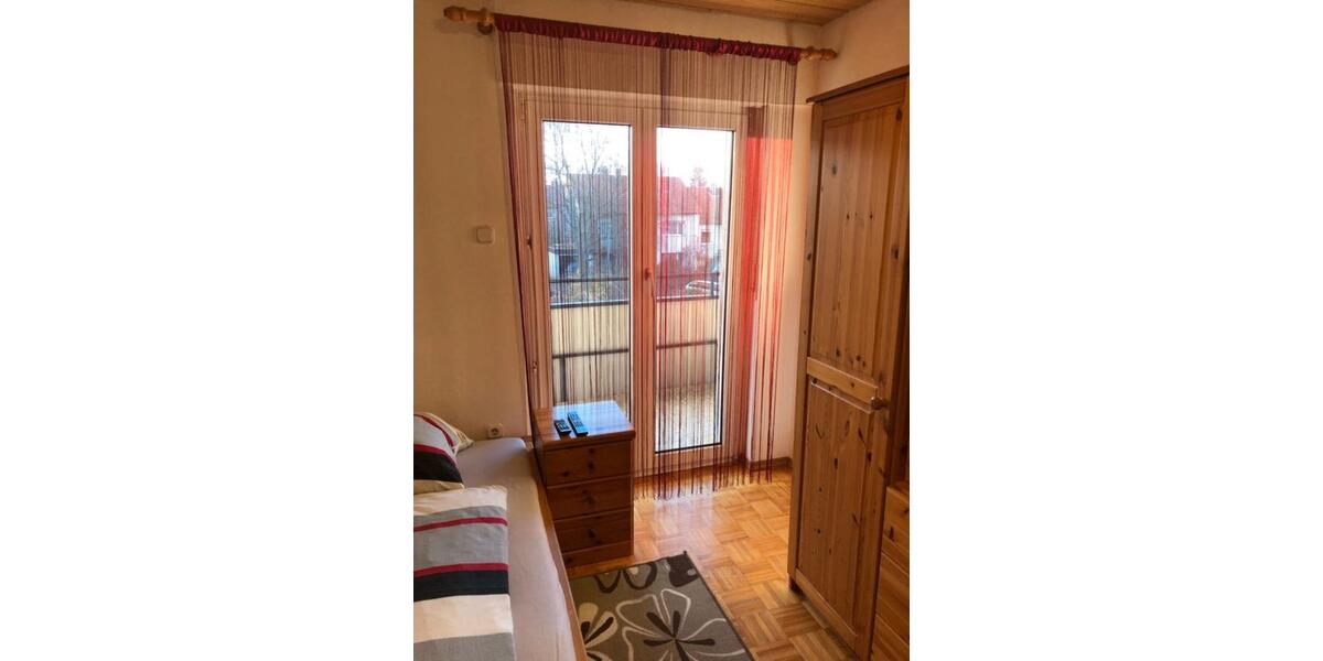 Wohnen auf Zeit Kitzingen - 1 Zimmer, 16 m&sup2;, 480&euro; | Angebot:26127674