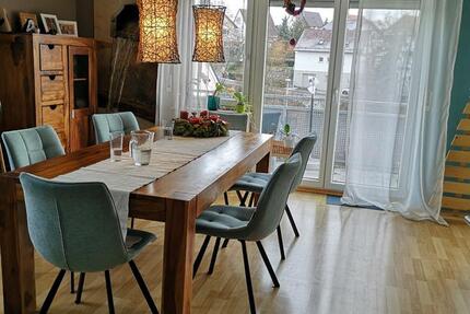 Lichtdurchflutete 4,5 Zimmer Wohnung mit Balkon 4.5 zimmer