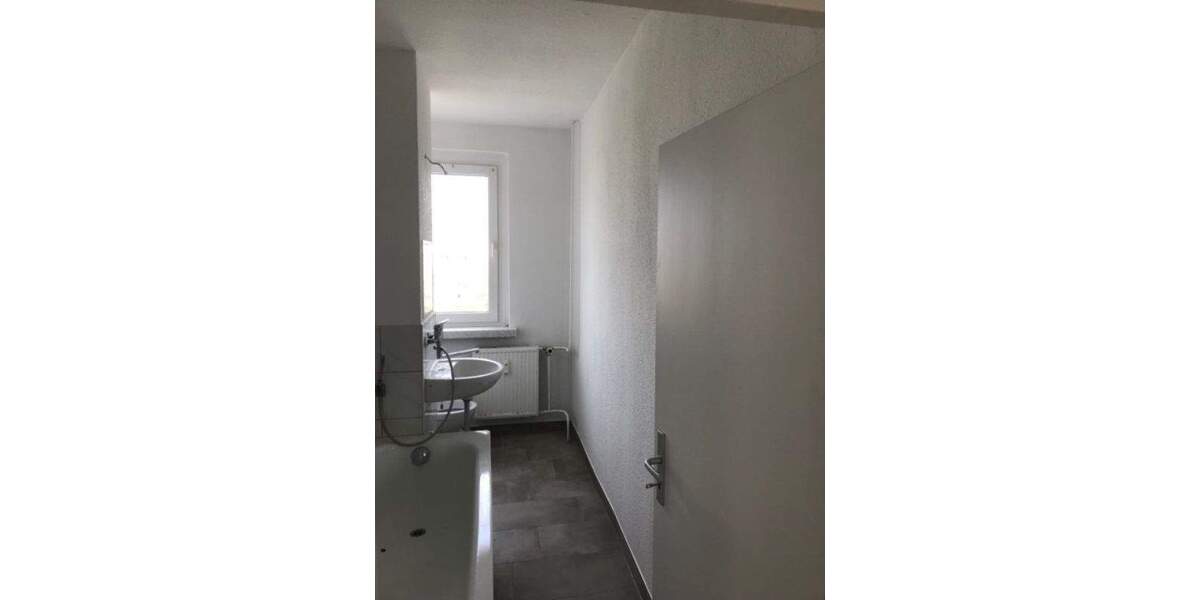 Etagenwohnung Angermünde - 3 Zimmer, 61 m&sup2;, 380&euro; | Angebot:25096012