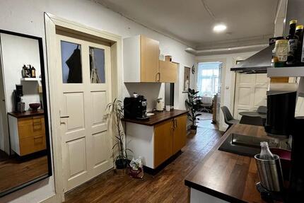 Wohnung Tübingen - 4 Zimmer, 85 m&sup2;, 450&euro; | Angebot:26040737