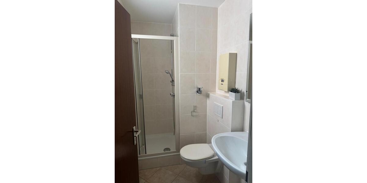 Etagenwohnung Wiesbaden Südost - 3 Zimmer, 87 m&sup2;, 1.650&euro; | Angebot:26495103