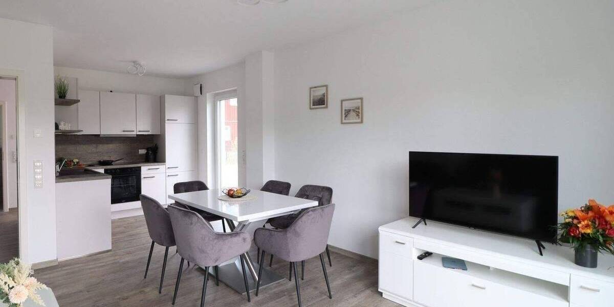 Etagenwohnung Fuhlendorf - 4 Zimmer, 94 m&sup2;, 990&euro; | Angebot:26815976