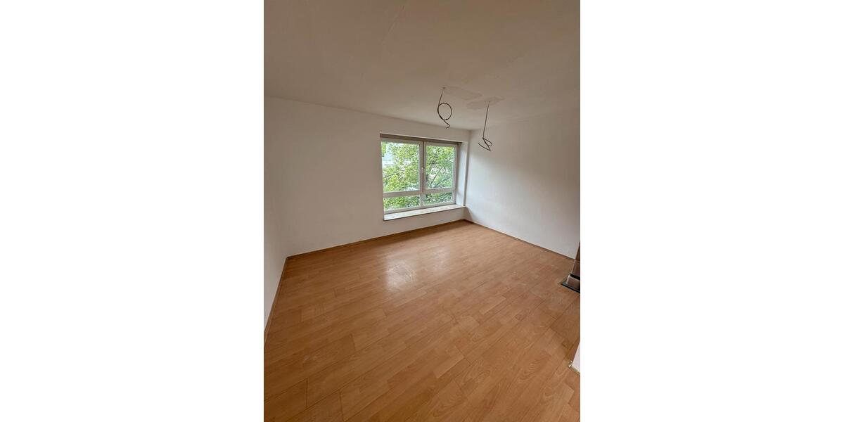 Etagenwohnung Albstadt - 2 Zimmer, 66 m&sup2;, 900&euro; | Angebot:26636271