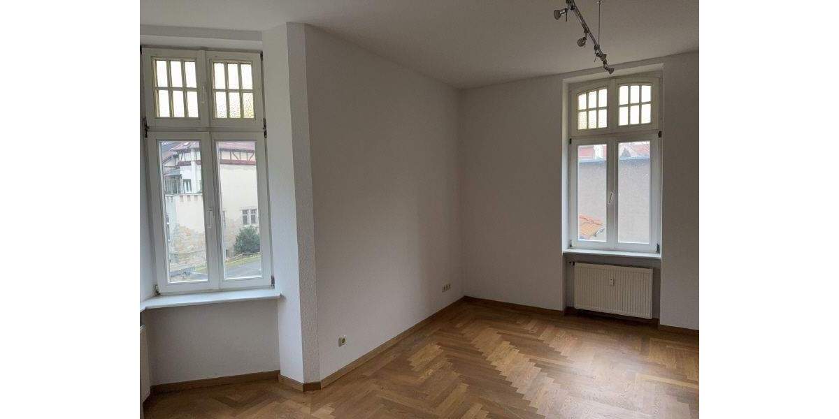 Gewerbeobjekt Gotha - 7 Zimmer, 135 m&sup2;, 1.100&euro; | Angebot:25727901