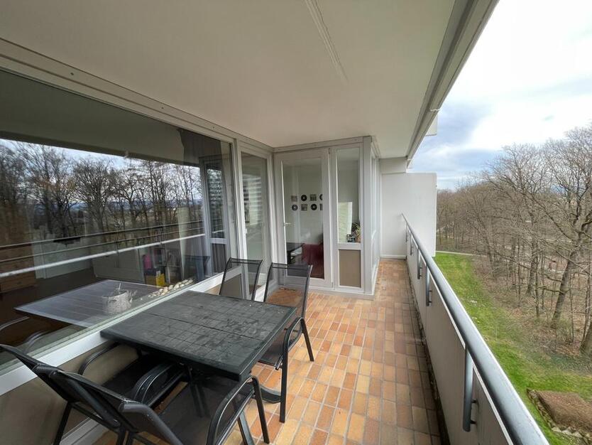 Helle 3er WG mit Balkon