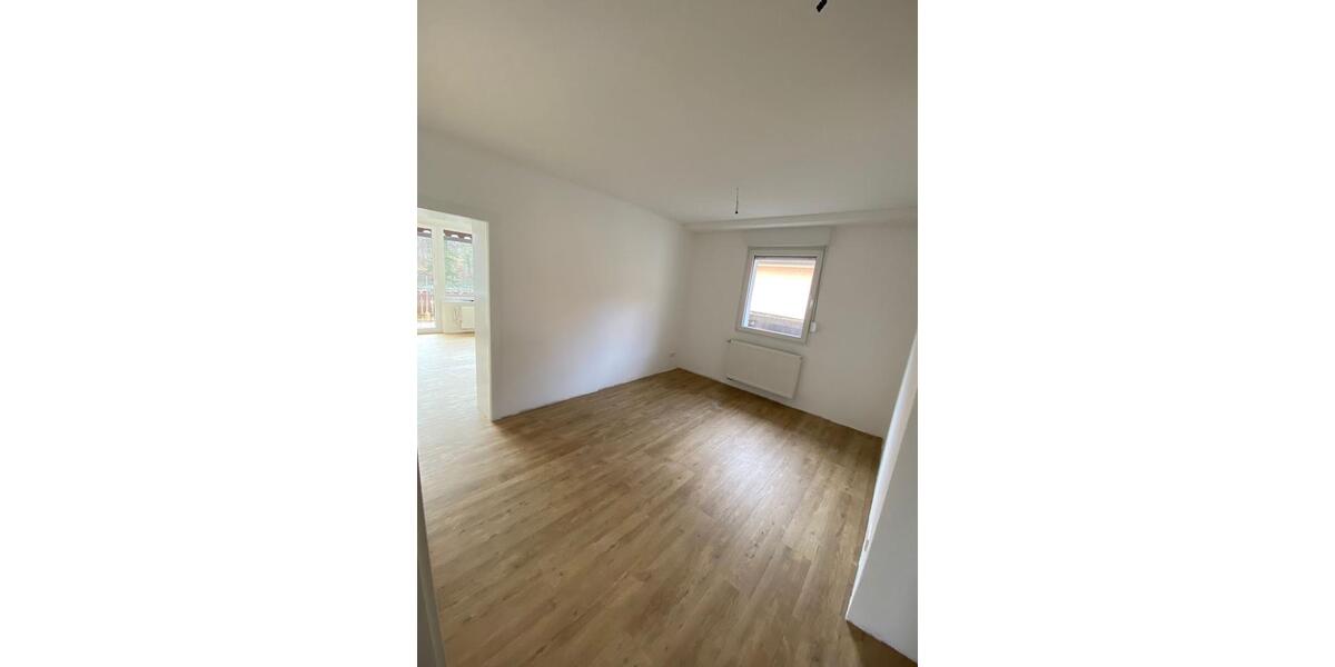 Erdgeschoßwohnung Waldshut-Tiengen Tiengen - 3.5 Zimmer, 86 m&sup2;, 850&euro; | Angebot:25858037
