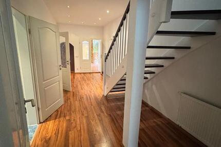 Exklusive Wohnung im Zentrum zu vermieten! 5 zimmer