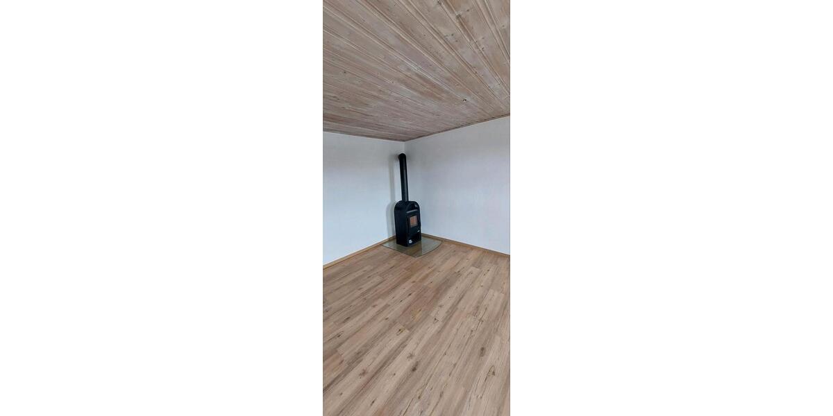 Etagenwohnung Hutthurm - 3 Zimmer, 104 m&sup2;, 700&euro; | Angebot:26633306