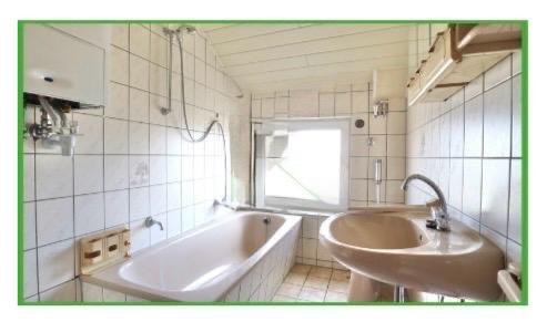 Dachgeschoßwohnung Iserlohn - 3 Zimmer, 73 m&sup2;, 600&euro; | Angebot:24680208