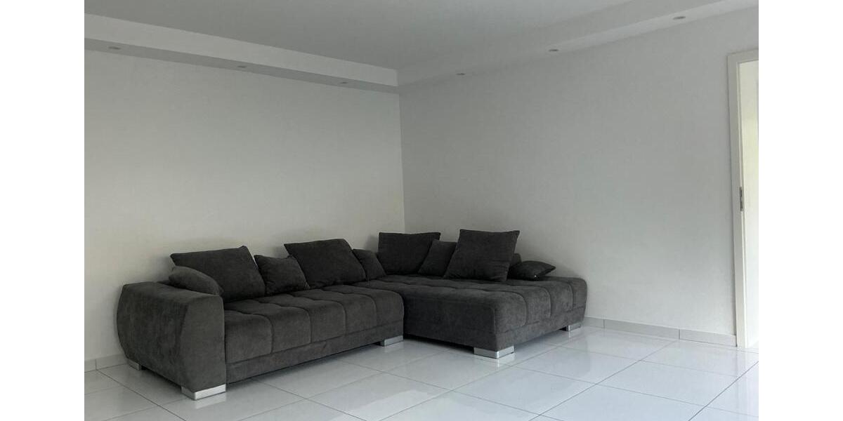 Erdgeschoßwohnung Regensburg Ganghofersiedlung - 3 Zimmer, 90 m&sup2;, 1.490&euro; | Angebot:25636515