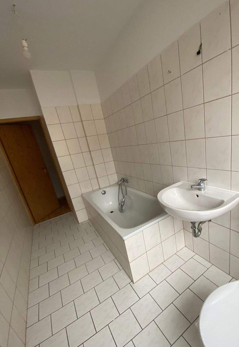 *Zeißstr. * 2 Raum Wohnung mit Balkon ! 3 zimmer