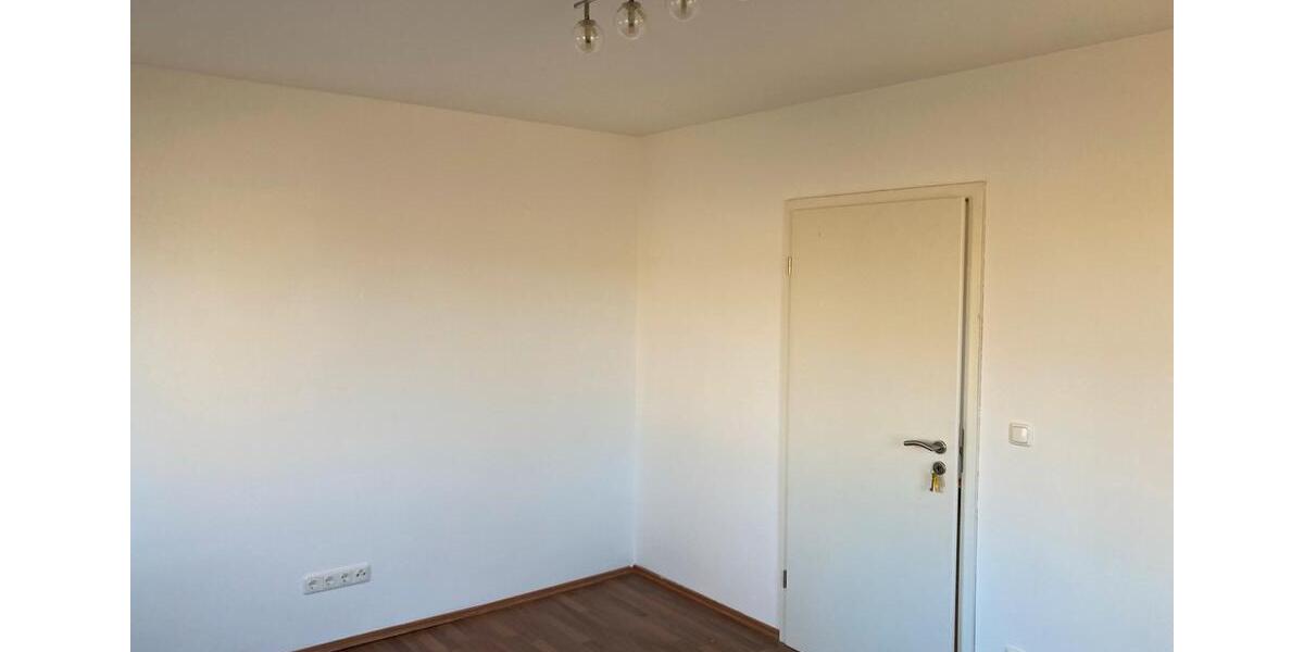 Etagenwohnung Emmerthal - 3 Zimmer, 70 m&sup2;, 630&euro; | Angebot:26068359