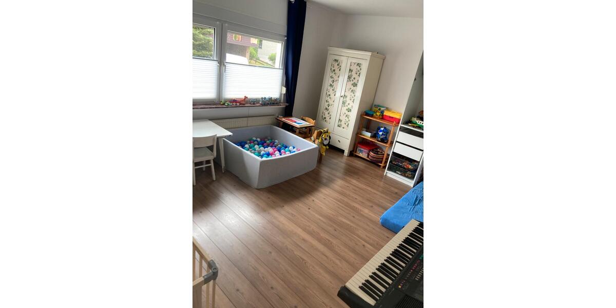 Wohnen auf Zeit Olpe - 7 Zimmer, 156 m&sup2;, 80&euro; | Angebot:25051607