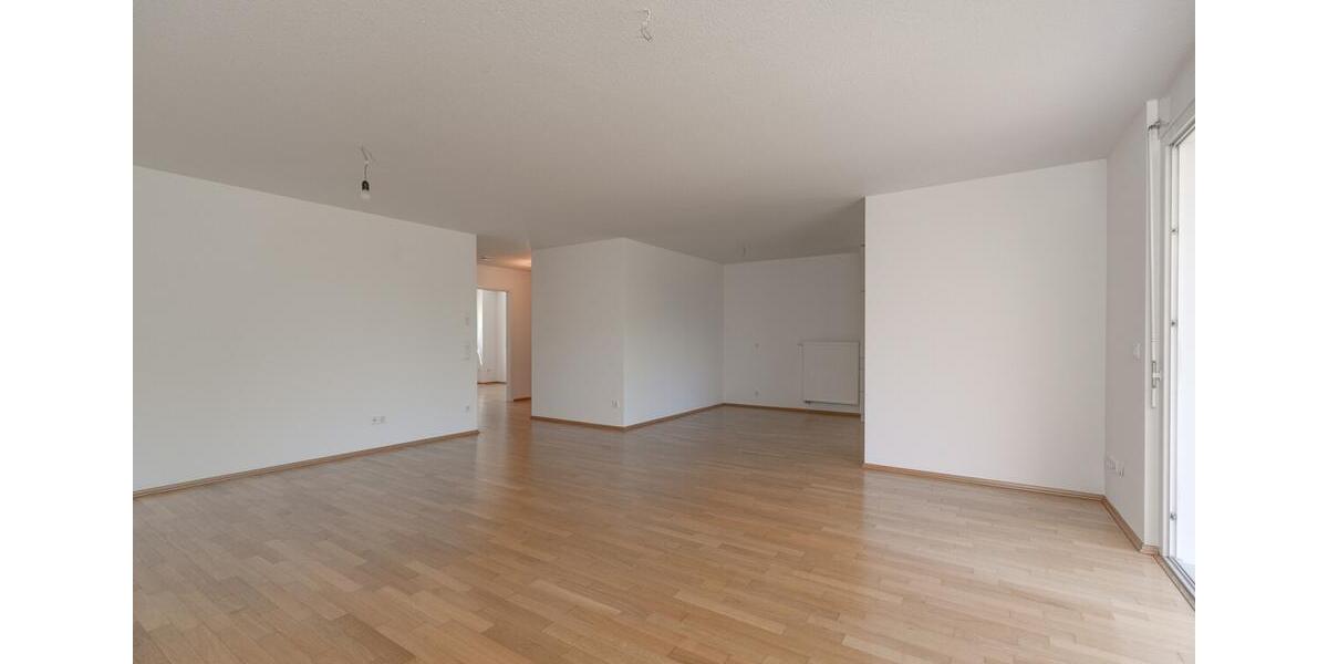 Etagenwohnung Bruchsal - 3 Zimmer, 108 m&sup2;, 1.420&euro; | Angebot:26648055