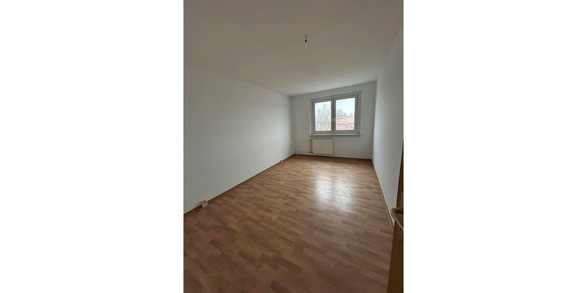 Etagenwohnung Cottbus Sachsendorf - 4 Zimmer, 74 m&sup2;, 445&euro; | Angebot:23602761