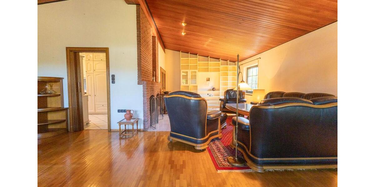 Einfamilienhaus Aurich - 4 Zimmer, 146 m&sup2;, 1.450&euro; | Angebot:24813077