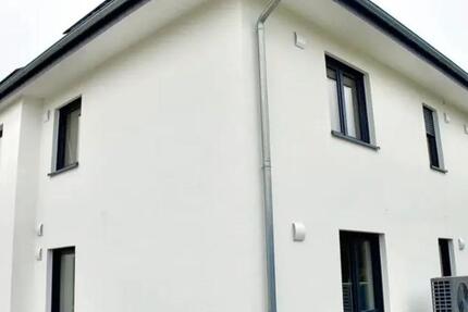Wohnung Bad Oeynhausen - 3 Zimmer, 81 m&sup2;, 1.100&euro; | Angebot:26640761