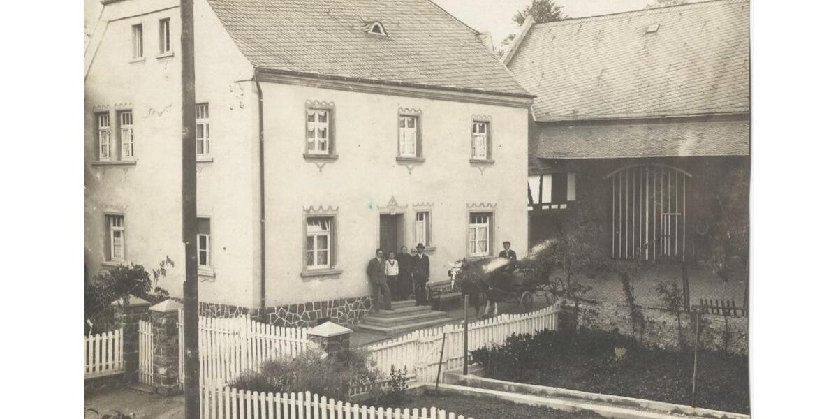 Dachgeschoßwohnung Hundsangen - 2 Zimmer, 65 m&sup2;, 500&euro; | Angebot:26321148