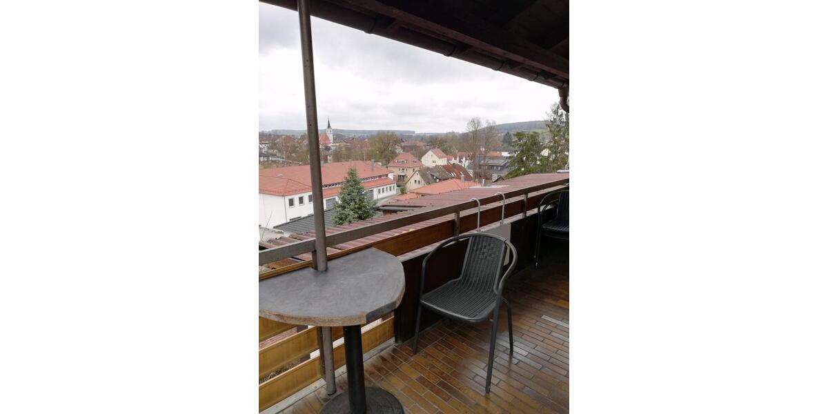 Etagenwohnung Bruck in der Oberpfalz - 5 Zimmer, 138 m&sup2;, 780&euro; | Angebot:26252367