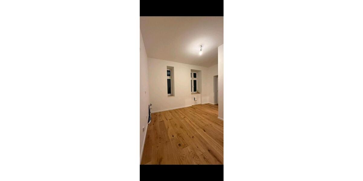 Etagenwohnung Berlin Marzahn-Hellersdorf - 4 Zimmer, 120 m&sup2;, 1.700&euro; | Angebot:25170710