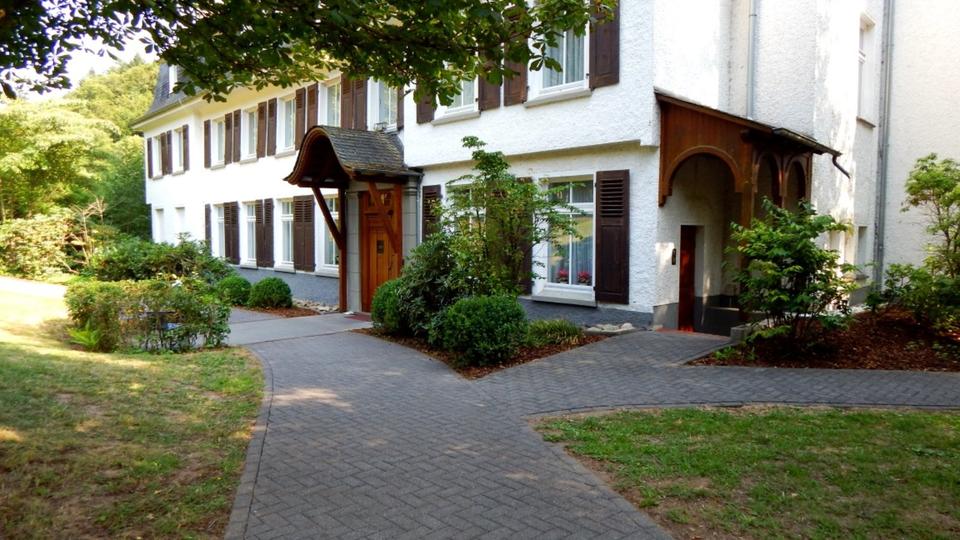 Etagenwohnung Lambrecht (Pfalz) - 1 Zimmer, 10 m&sup2;, 315&euro; | Angebot:24677646