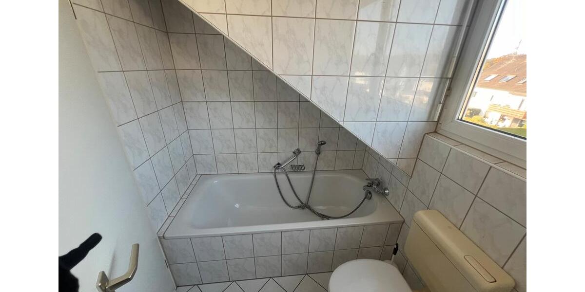 Dachgeschoßwohnung Lauf an der Pegnitz - 2 Zimmer, 55 m&sup2;, 550&euro; | Angebot:26483990