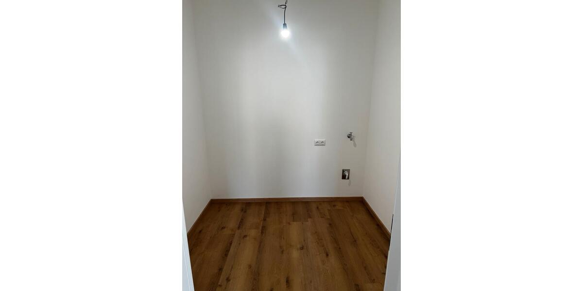 Erdgeschoßwohnung Rain - 2.5 Zimmer, 70 m&sup2;, 950&euro; | Angebot:25646756