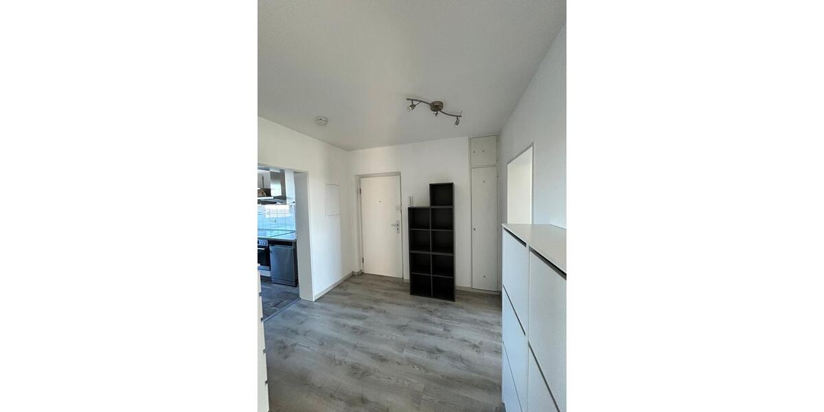 Wohnen auf Zeit Köln Kalk - 3 Zimmer, 16 m&sup2;, 600&euro; | Angebot:25136865