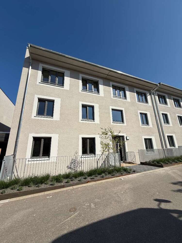 Wohnung zum Mieten in Pfinztal 1.740 € 150.7 m²