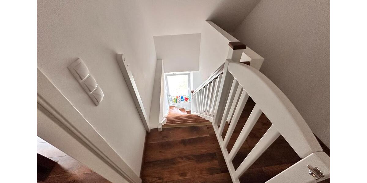 Etagenwohnung Helmstedt - 3 Zimmer, 120 m&sup2;, 800&euro; | Angebot:26412632