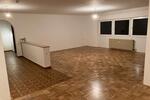 Erdgeschoßwohnung Scheinfeld - 4 Zimmer, 125 m&sup2;, 750&euro; | Angebot:26517646