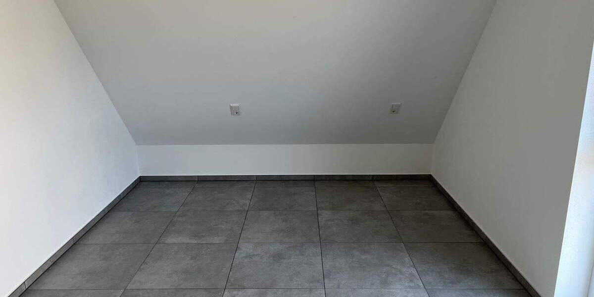 Doppelhaushälfte Markt Erlbach Eschenbach - 5 Zimmer, 121 m&sup2;, 1.690&euro; | Angebot:24967176