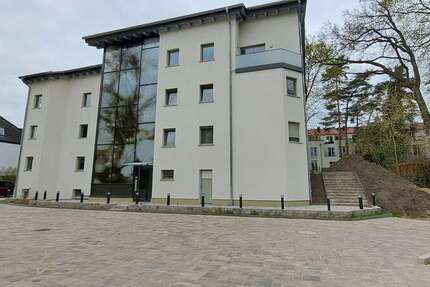 Wohnung zum Mieten in Berlin-Wannsee 1.630 € 82 m² 3 zimmer