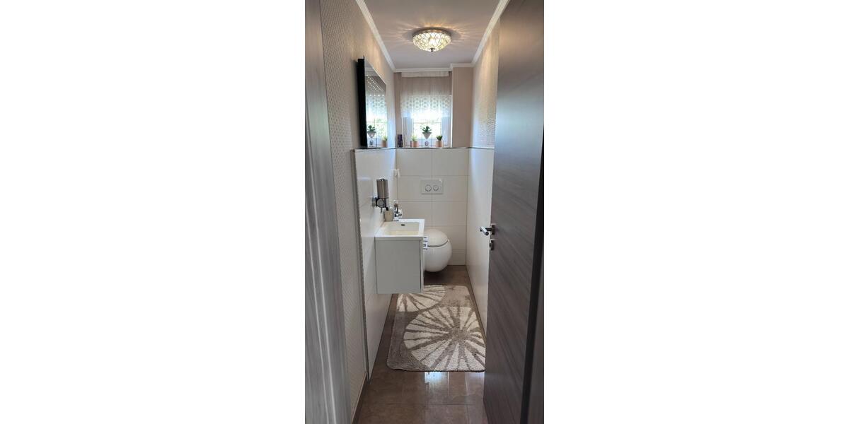 Haus mieten in Spaichingen - Doppelhaushälfte mit Garten & Garage 5 zimmer