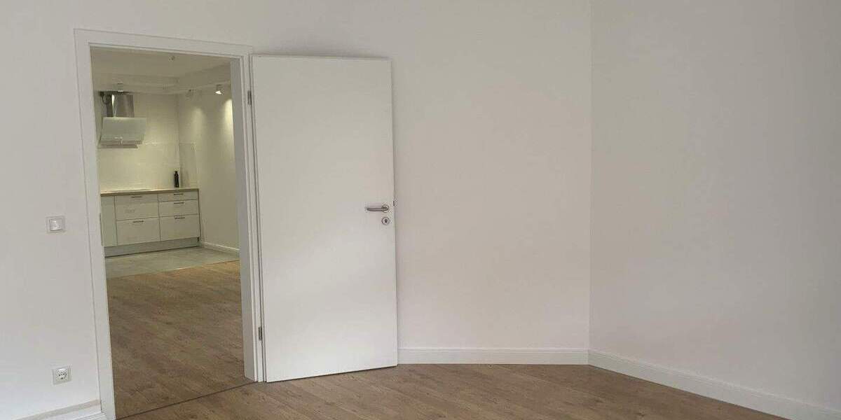 RESERVIERT - Traumhafte 2-Zimmer Wohnung mit Wintergarten 2 zimmer