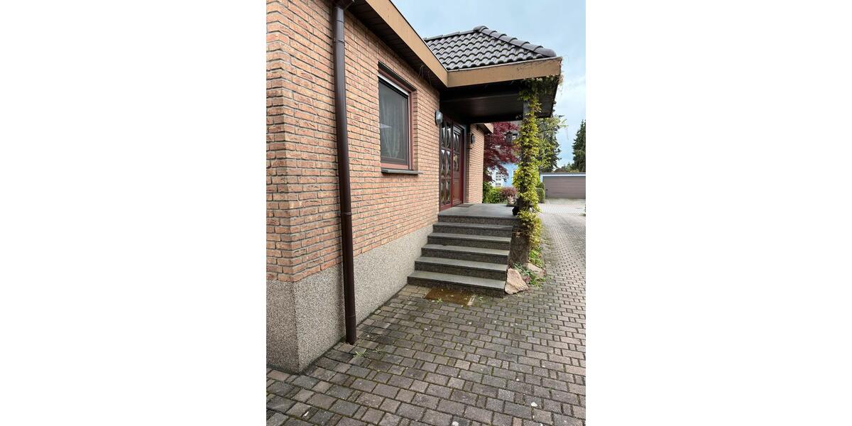 Einfamilienhaus Spremberg - 5 Zimmer, 140 m&sup2;, 1.250&euro; | Angebot:26524195