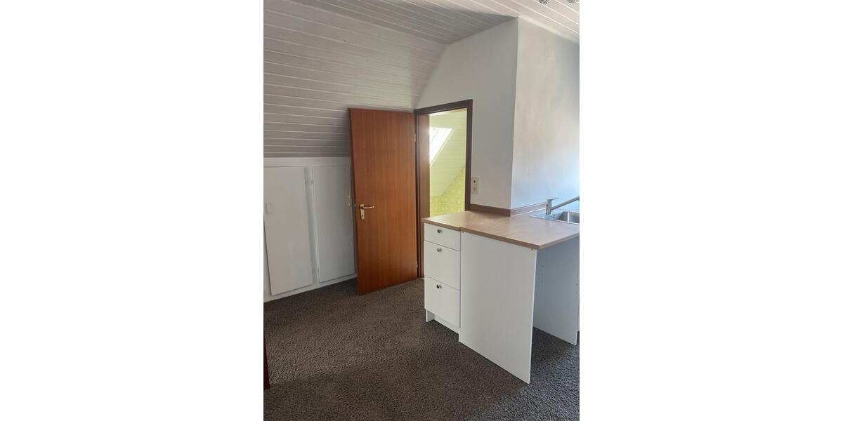 Dachgeschoßwohnung Eichenzell - 2 Zimmer, 55 m&sup2;, 500&euro; | Angebot:25634098