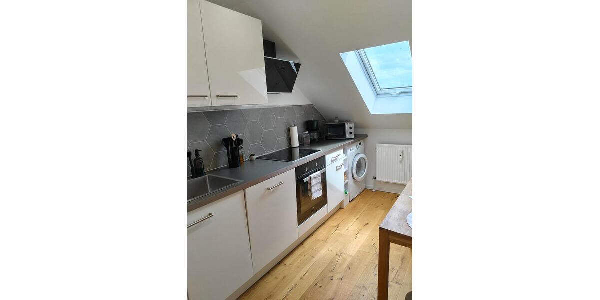 Dachgeschoßwohnung Untersiemau - 2 Zimmer, 60 m&sup2;, 1.400&euro; | Angebot:26531536